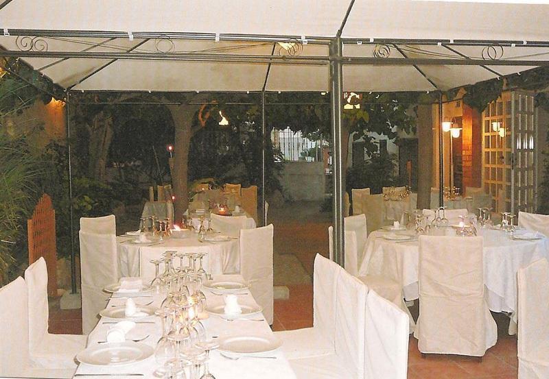 Hotel Restaurant Llansola Sant Carles De La Rapita Exterior photo